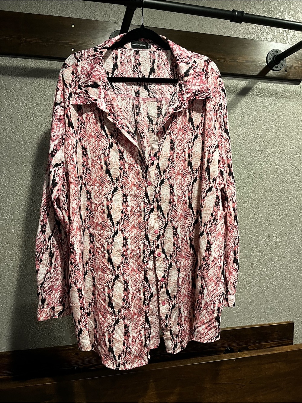 Pretty Little Thing Pink Snake-Print Button-Up Blouse